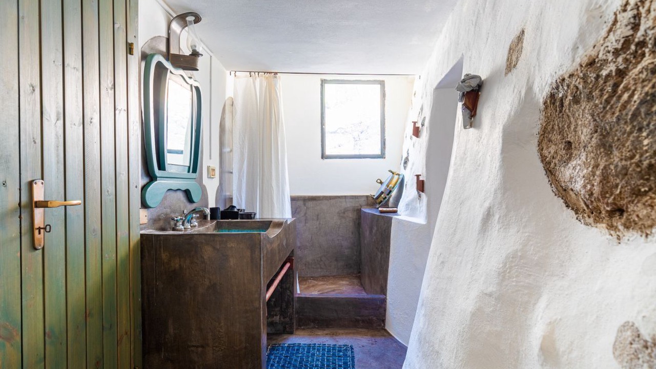 Photo of Bathroom in Pantelleria