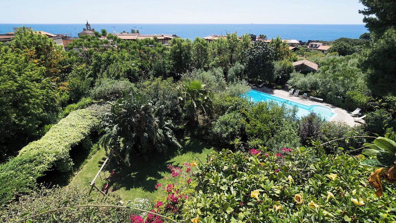 Photo of Others in Stazzo