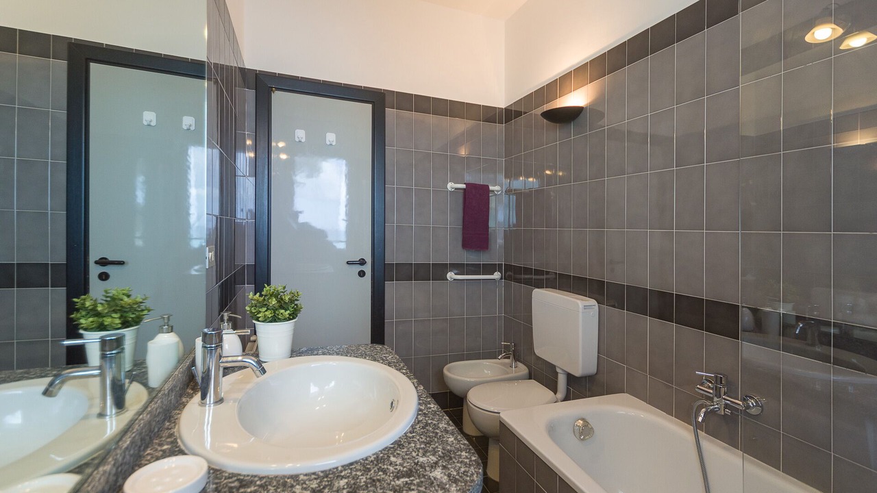 Photo of Bathroom in Nervi