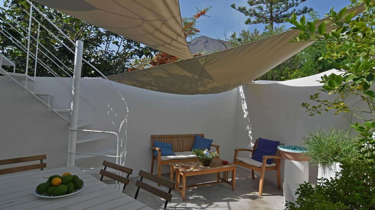 Photo of Patio Balcony in Stromboli