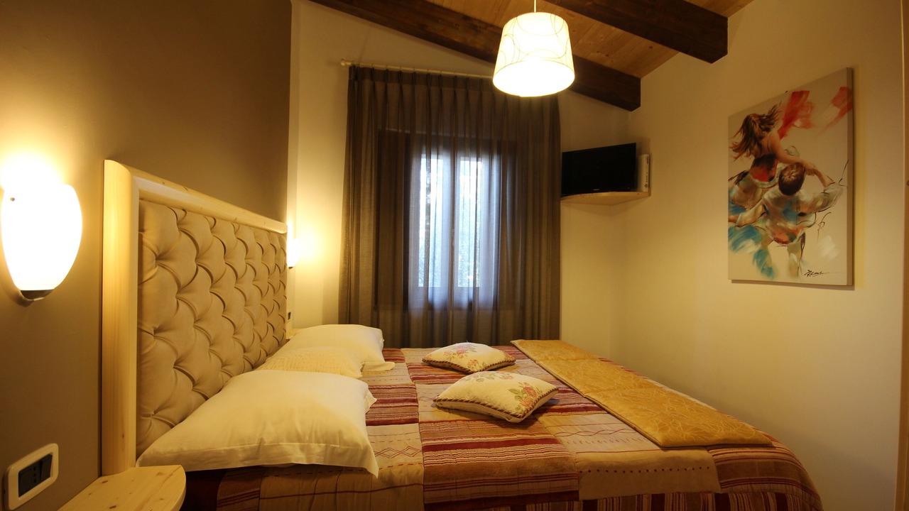 Photo of Bedroom in Laureana Cilento