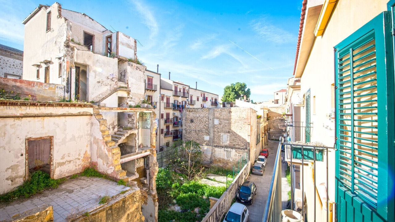Photo of Outdoor in Kalsa