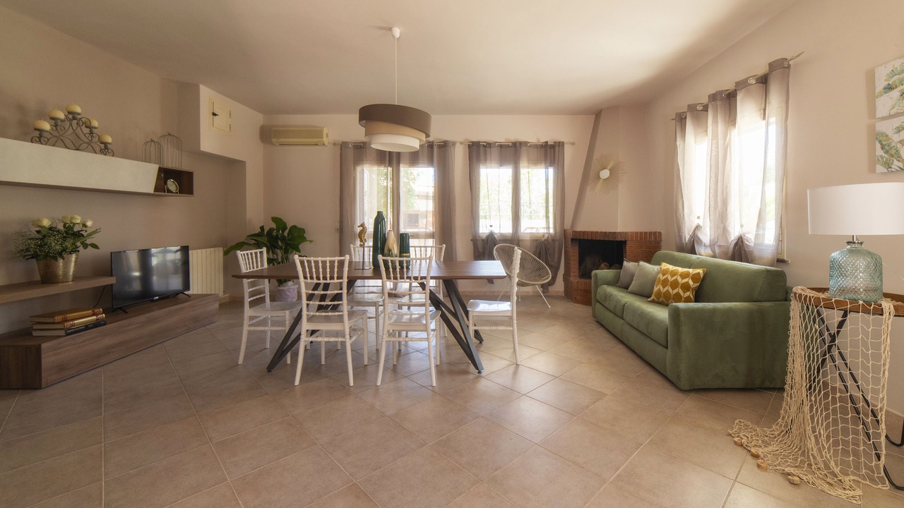 Photo of Livingroom in Torre Colonna-sperone