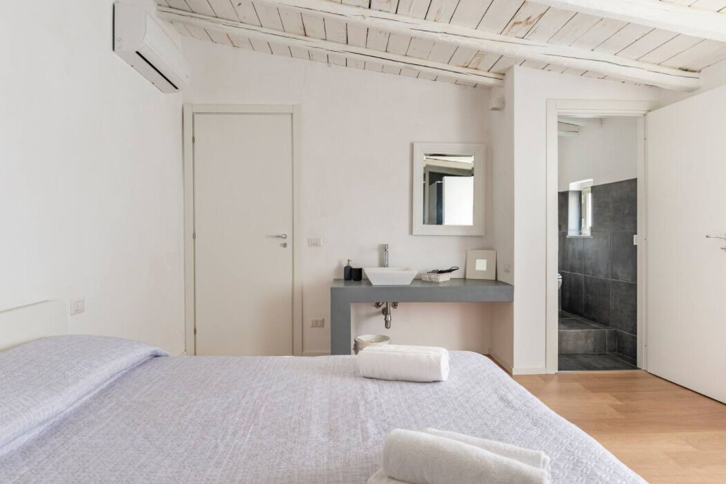 Photo of Bedroom in Favara