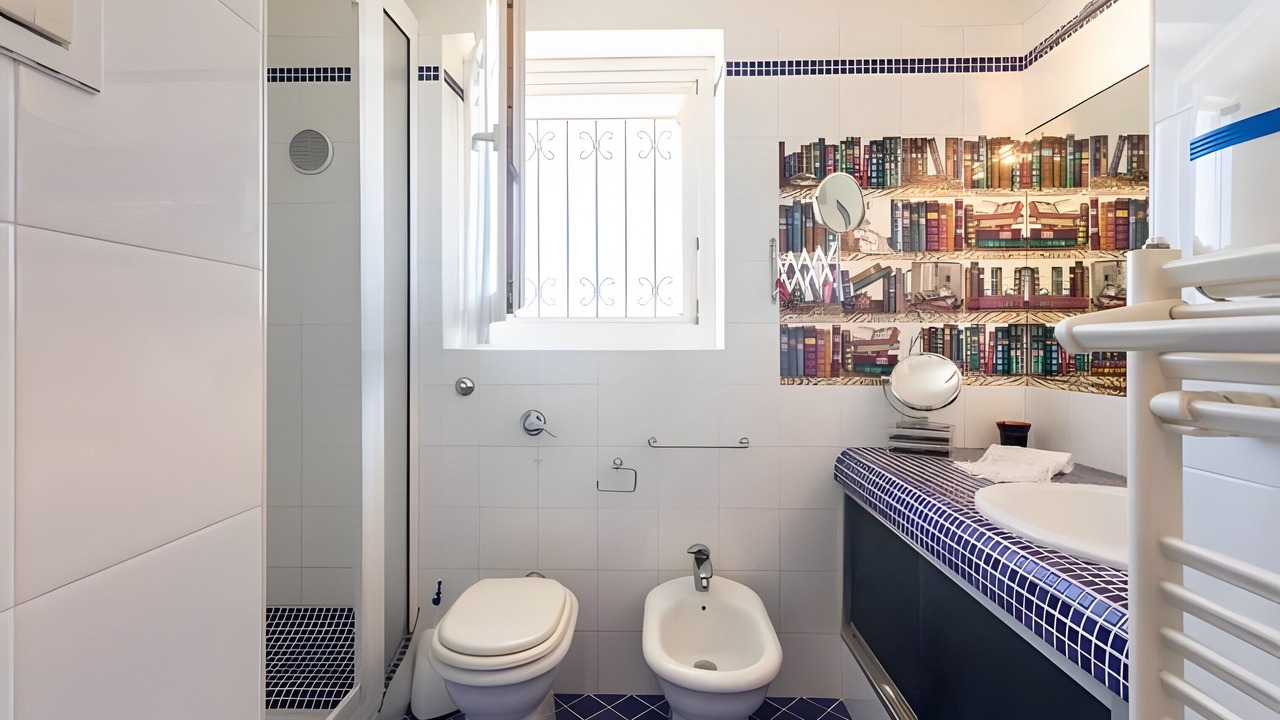 Photo of Bathroom in Marsala