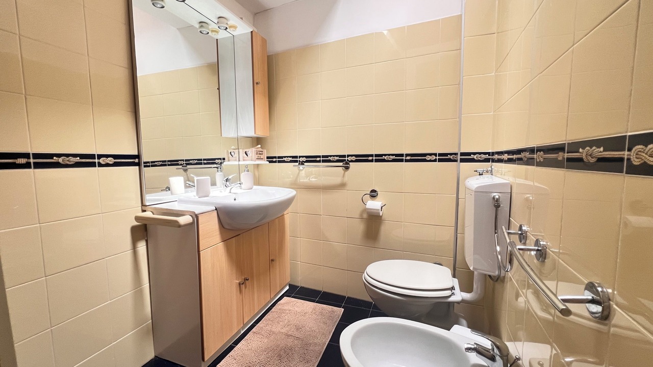 Photo of Bathroom in Aci Trezza