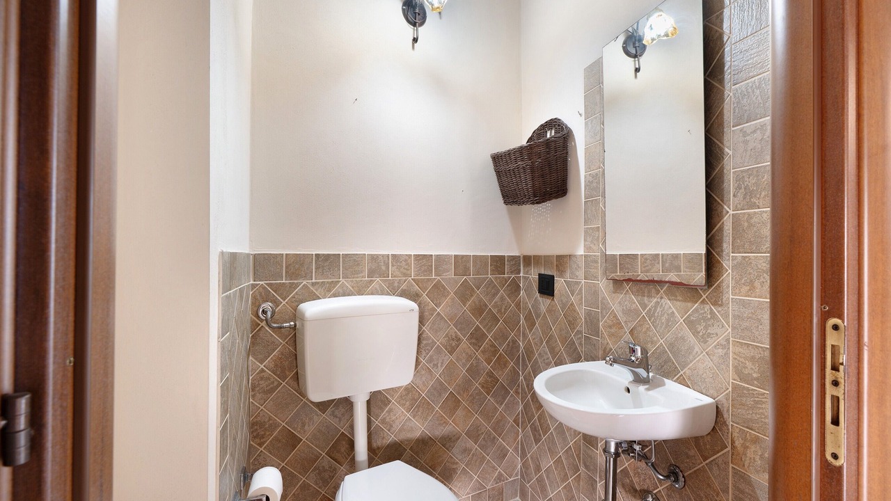 Photo of Bathroom in Partinico