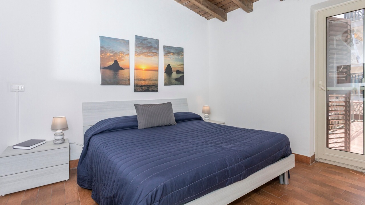 Photo of Bedroom in Aci Trezza