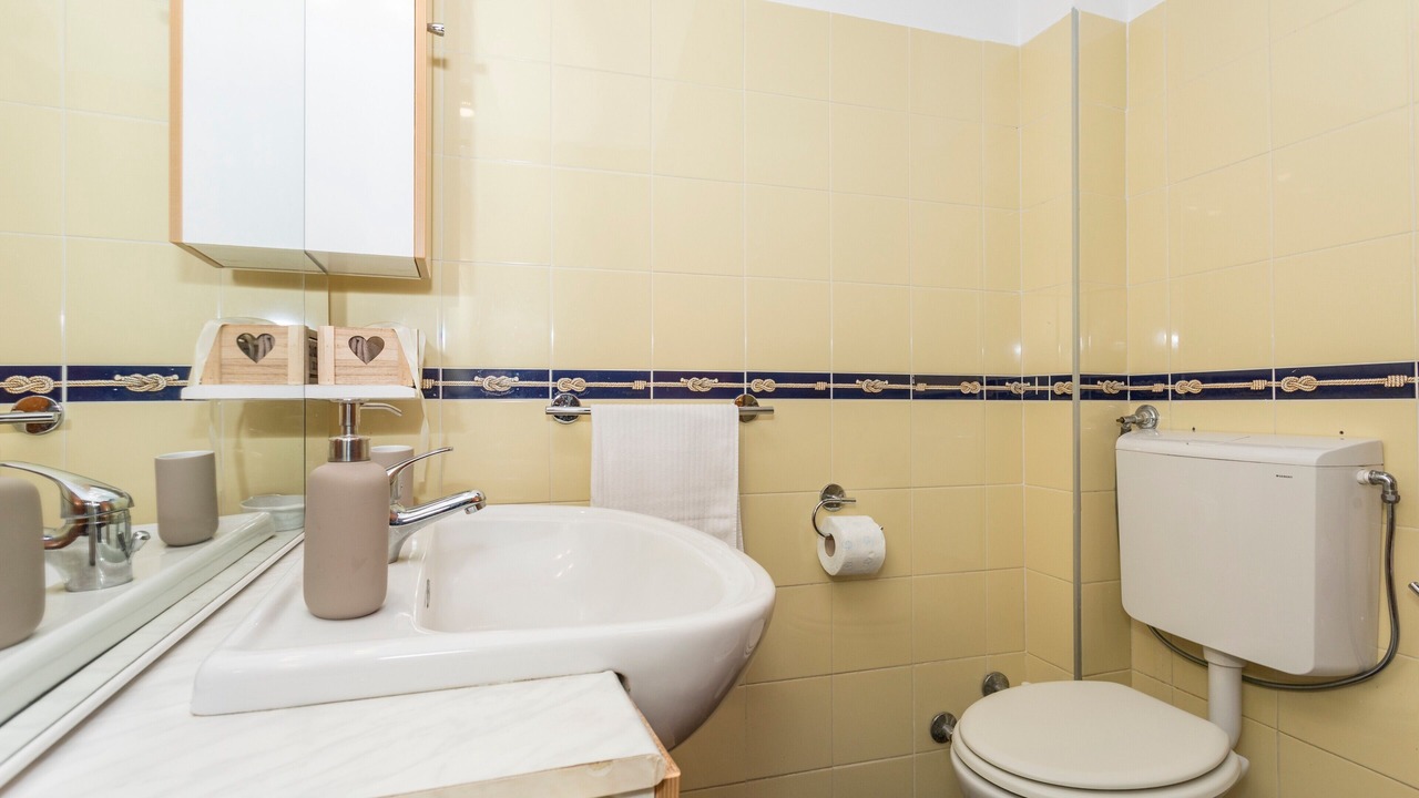 Photo of Bathroom in Aci Trezza