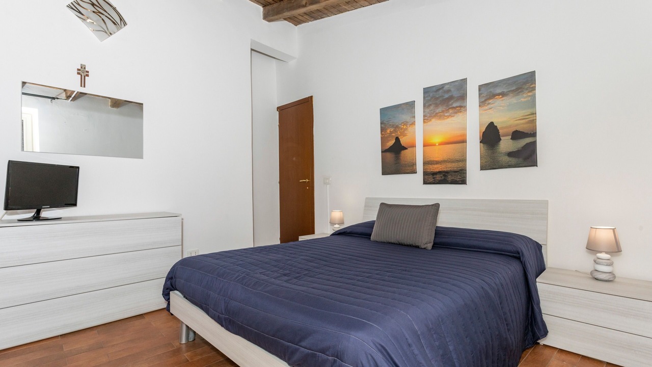 Photo of Bedroom in Aci Trezza