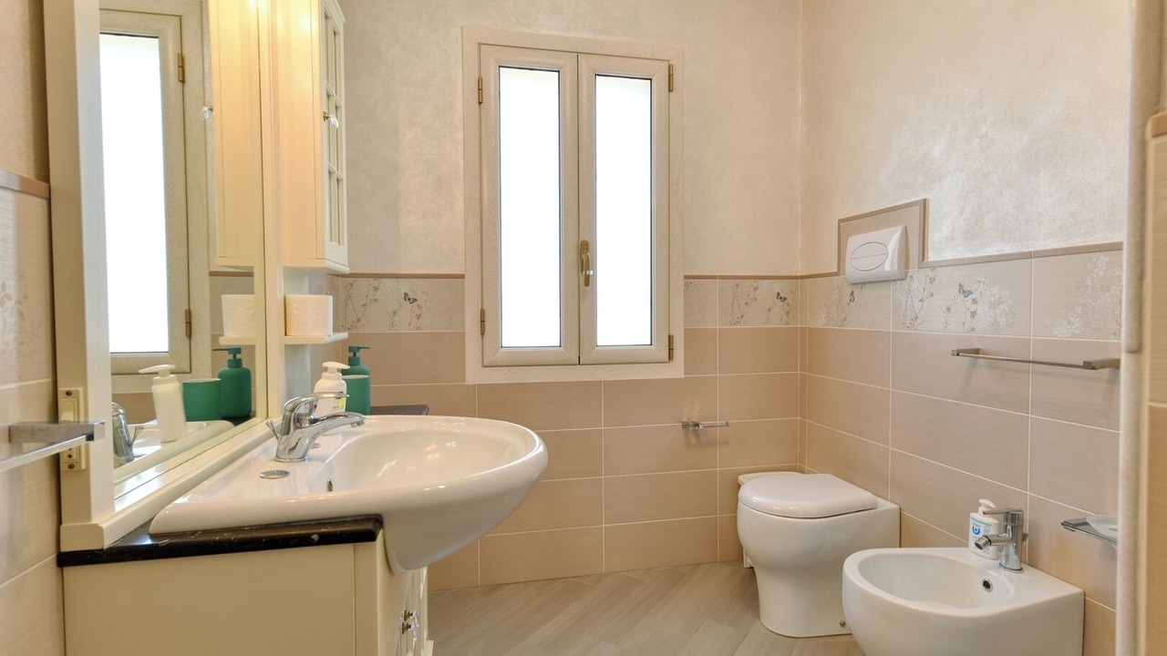 Photo of Bathroom in Floridia