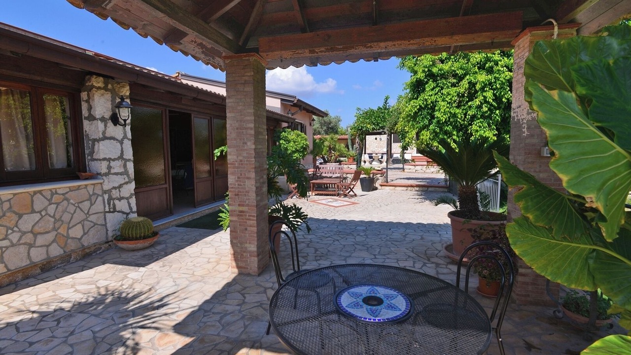 Photo of Outdoor in Solarino