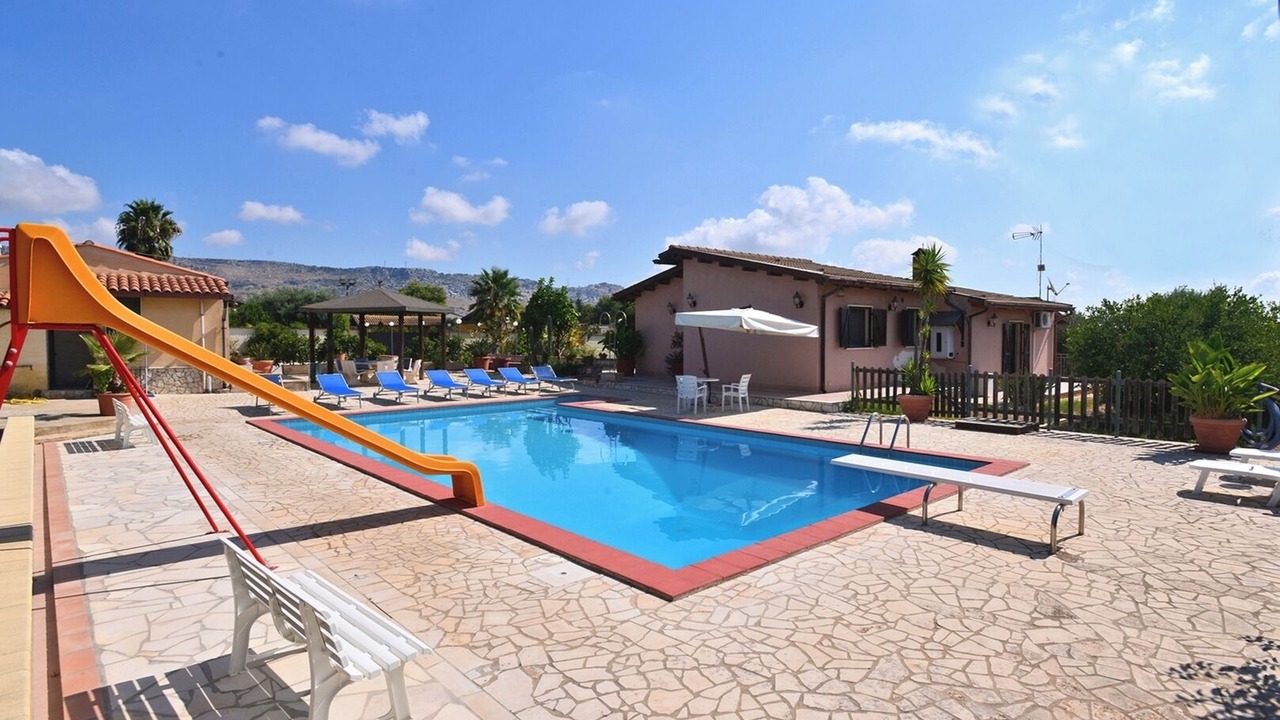 Photo of Outdoor in Solarino