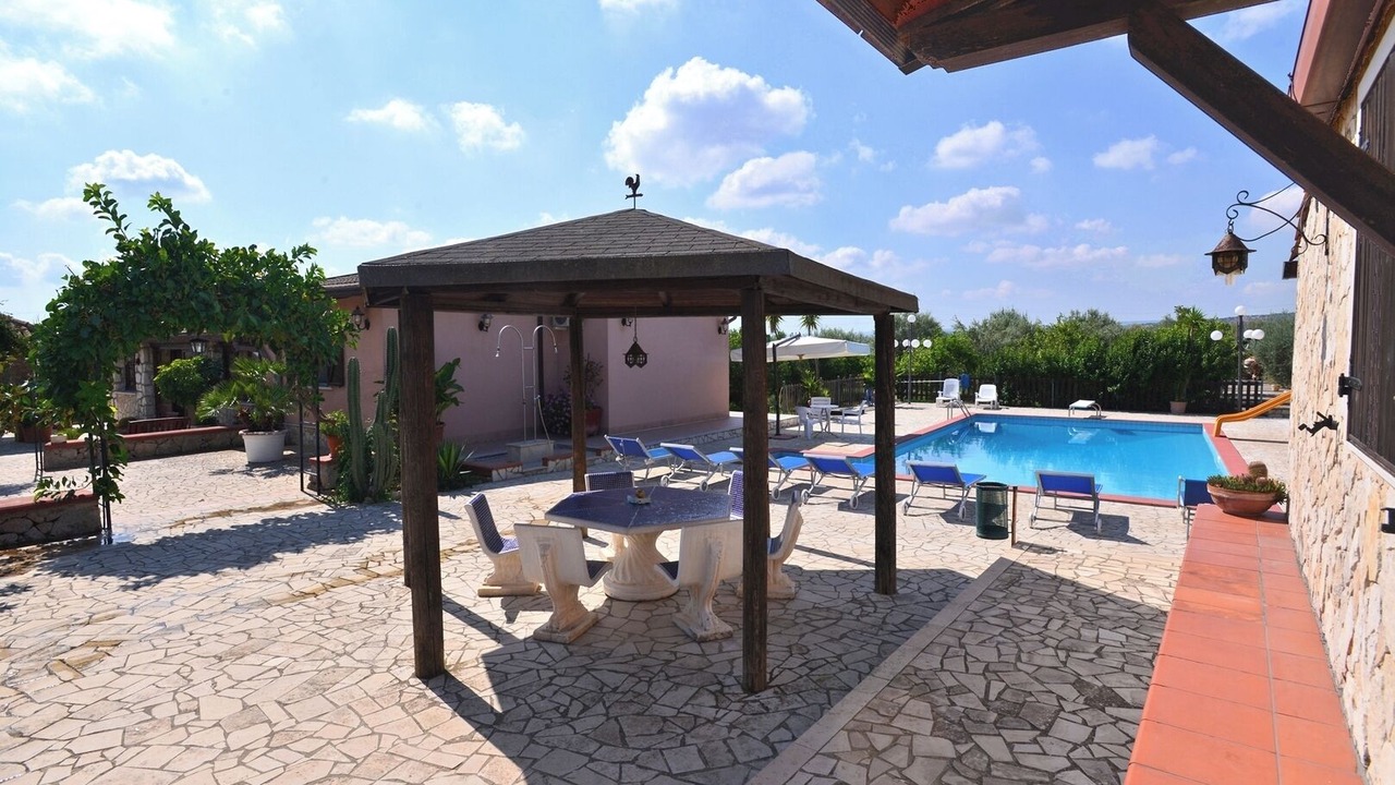 Photo of Outdoor in Solarino