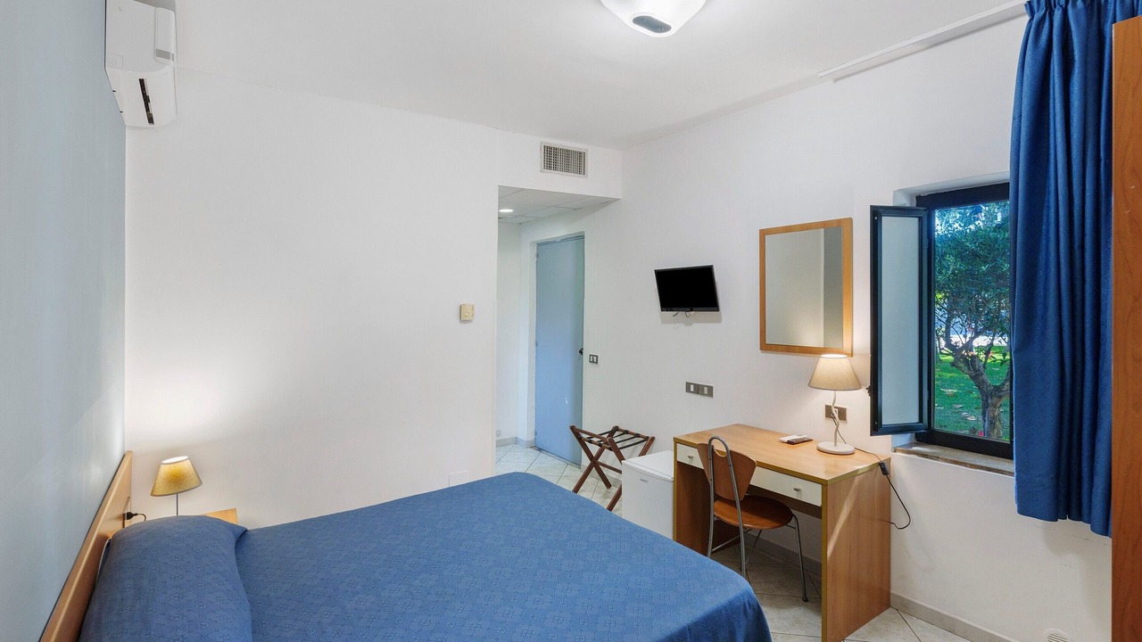 Photo of Bedroom in Laura