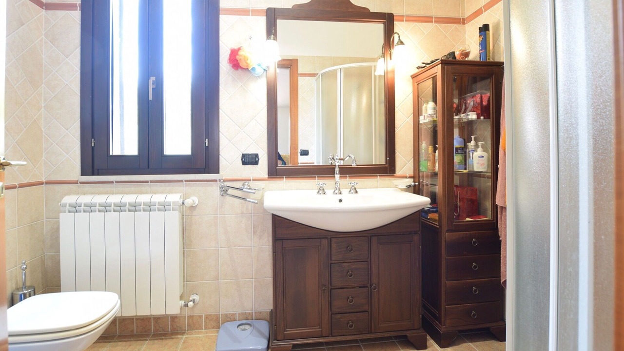 Photo of Bathroom in Monterosso Almo