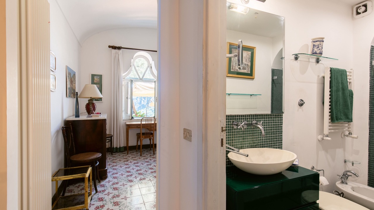 Photo of Bathroom in Capri
