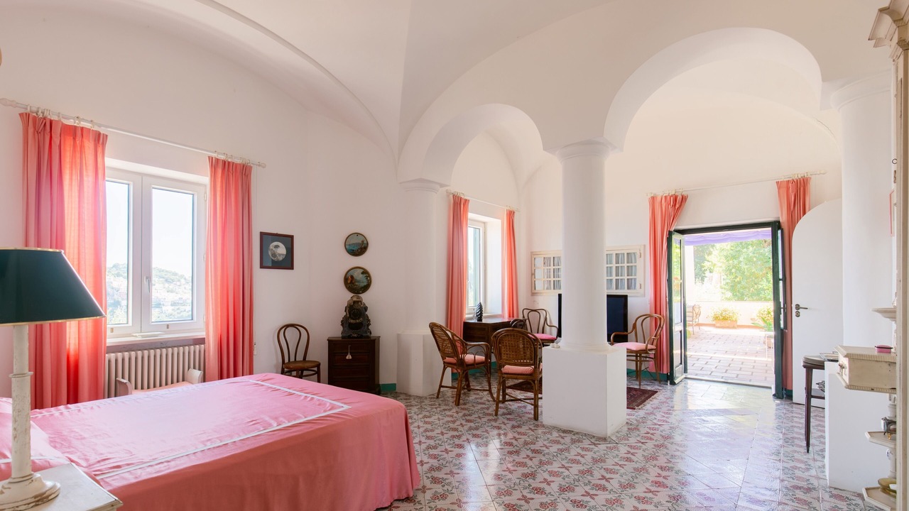 Photo of Bedroom in Capri