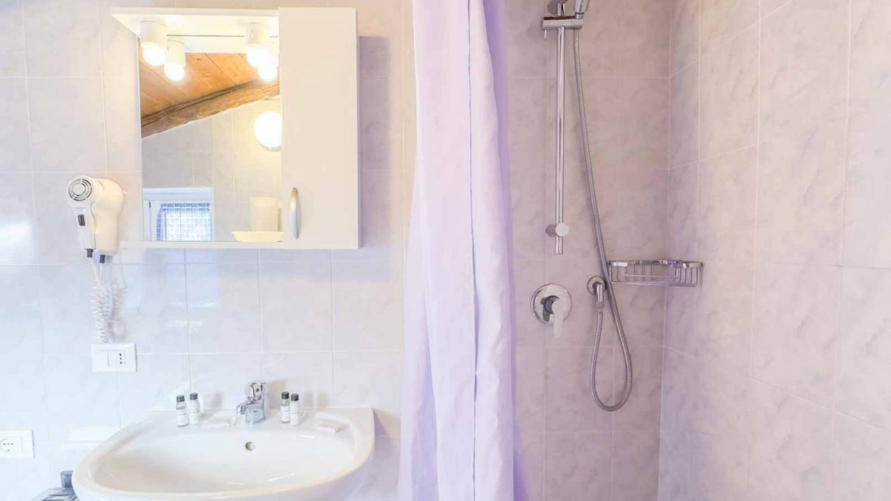 Photo of Bathroom in Carrodano Inferiore
