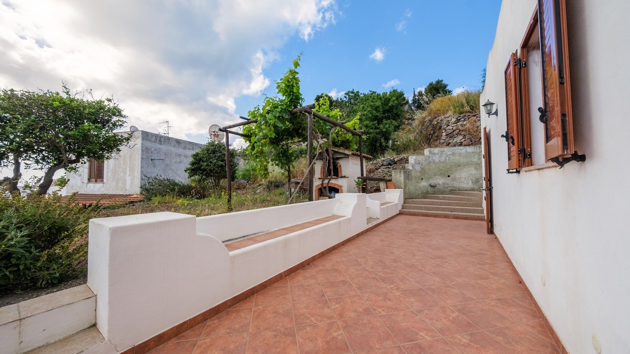 Photo of Patio Balcony in Contrada Santa Lucia