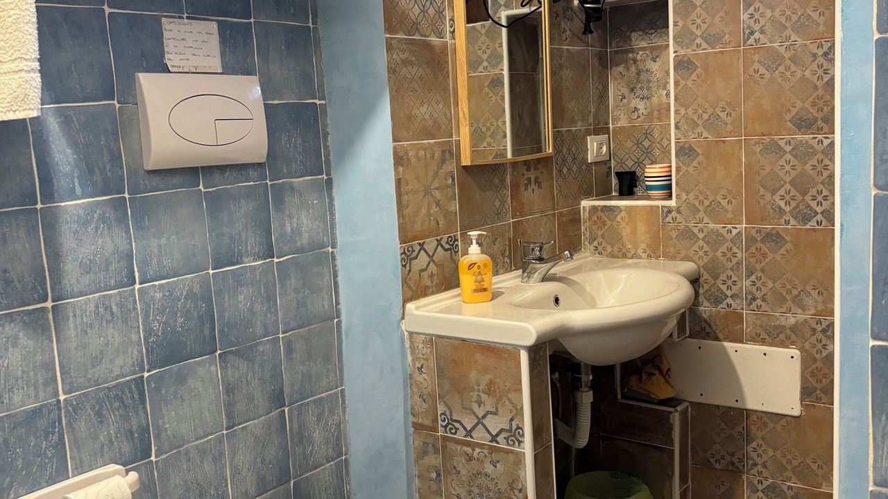 Photo of Bathroom in Pantelleria