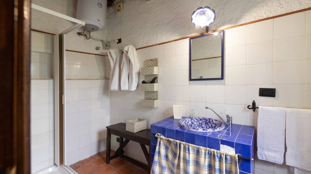 Photo of Bathroom in Porticalazzo
