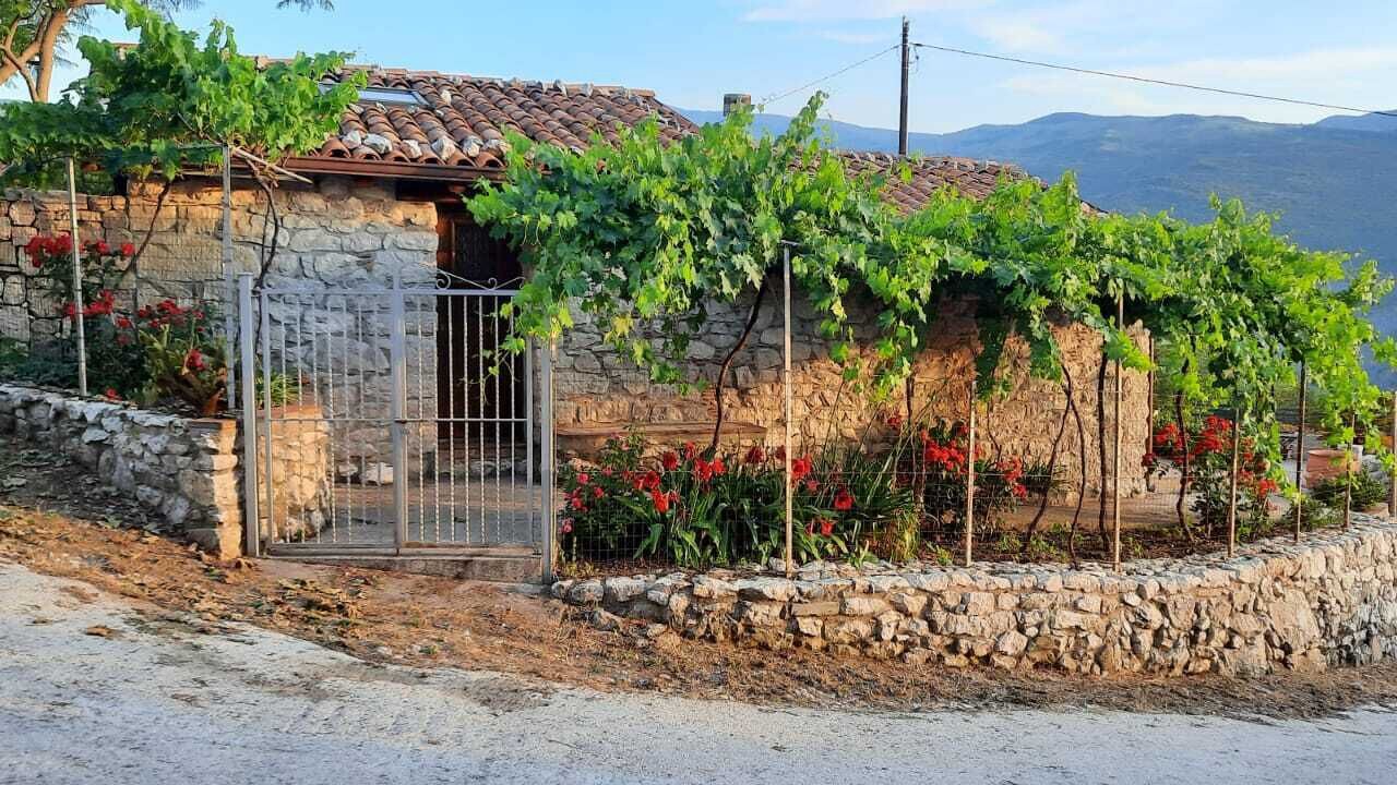 Photo of Outdoor in Alcara li Fusi