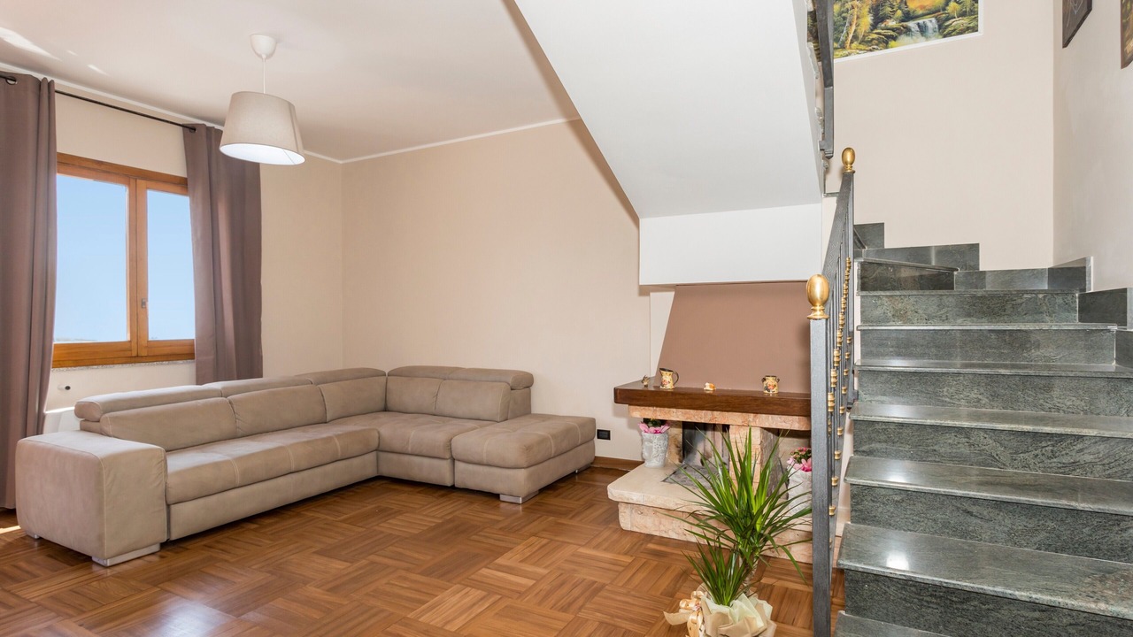 Photo of Livingroom in Milo