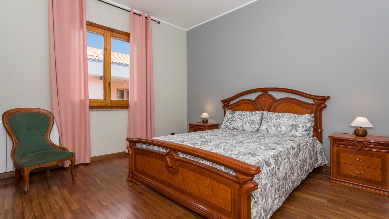 Photo of Bedroom in Milo