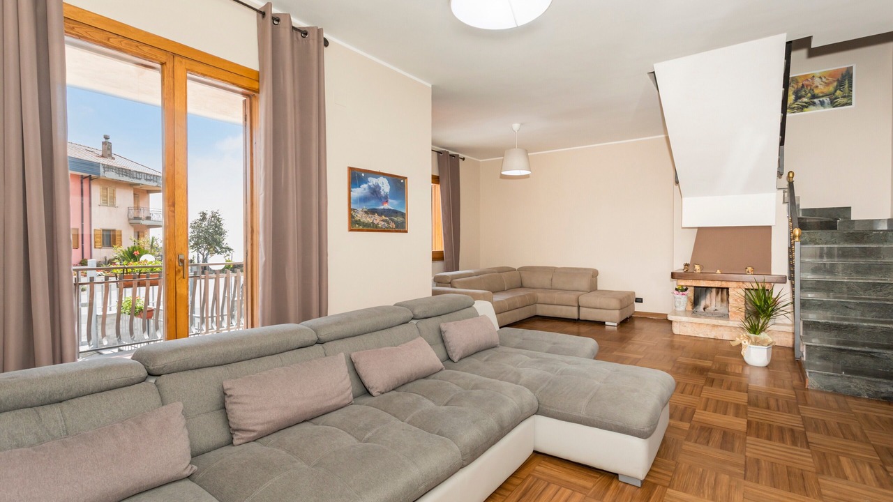 Photo of Livingroom in Milo