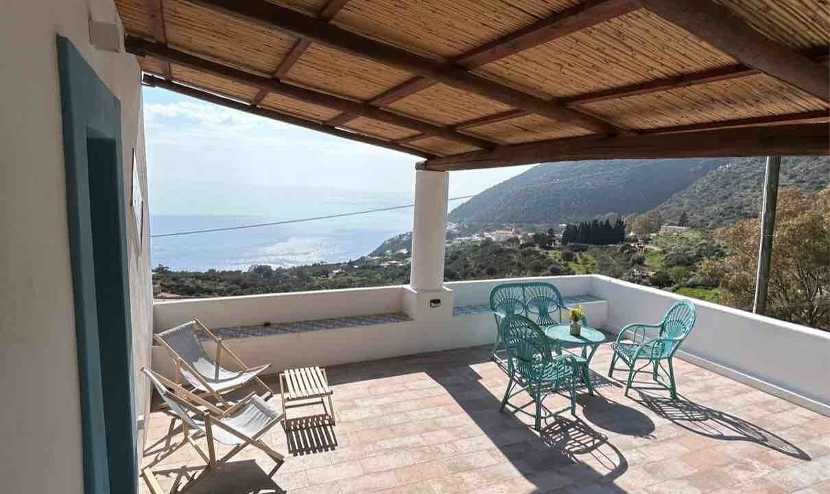 Photo of Patio Balcony in Filicudi