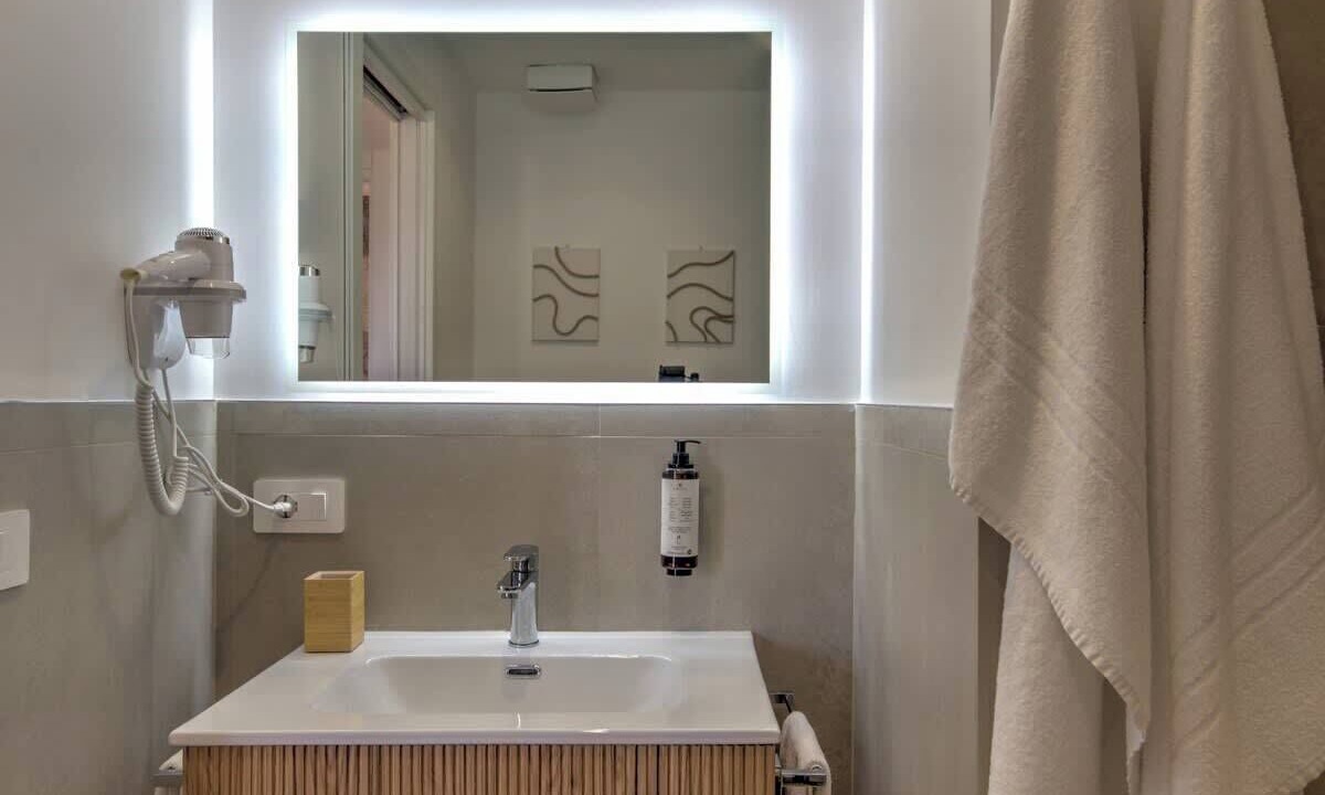 Photo of Bathroom in Carini