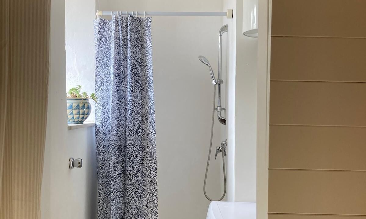 Photo of Bathroom in Palazzolo Acreide Historic Centre