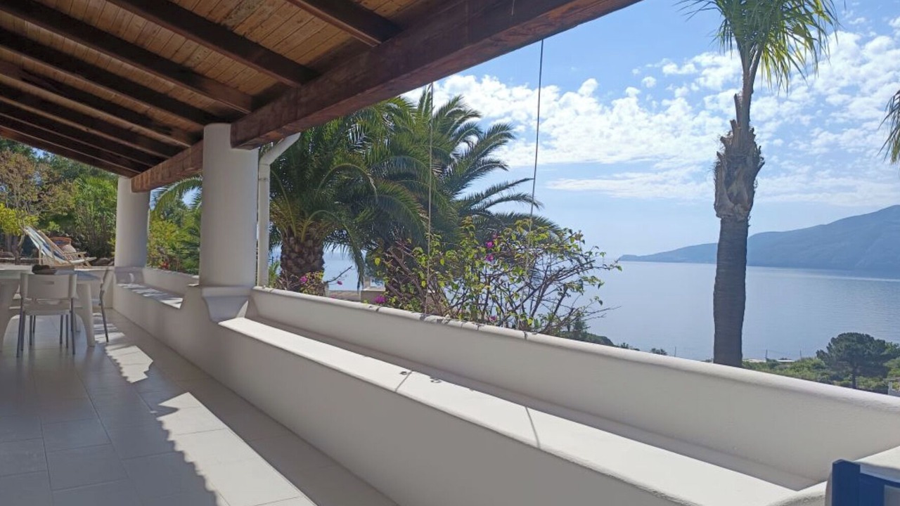Photo of Outdoor in Lingua