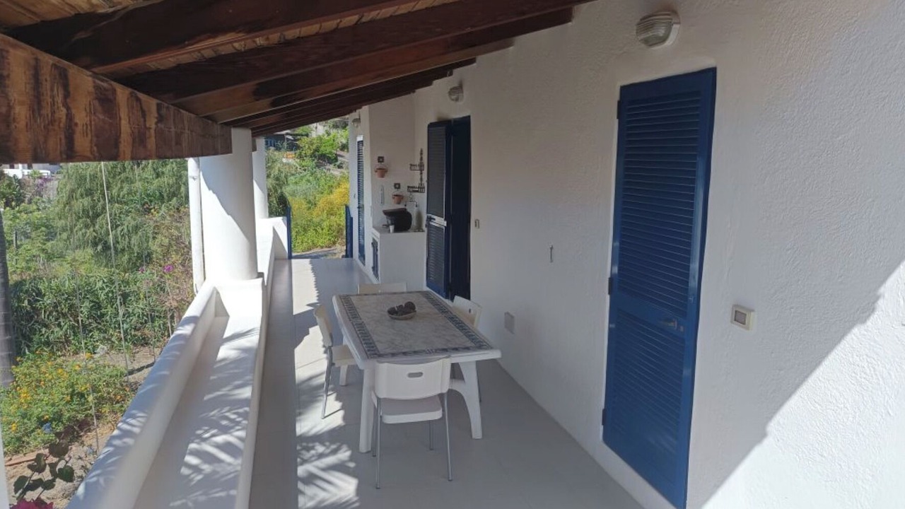 Photo of Outdoor in Lingua