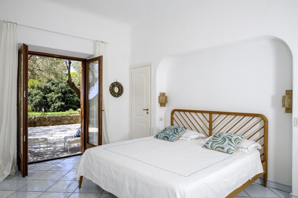 Photo of Bedroom in Forio