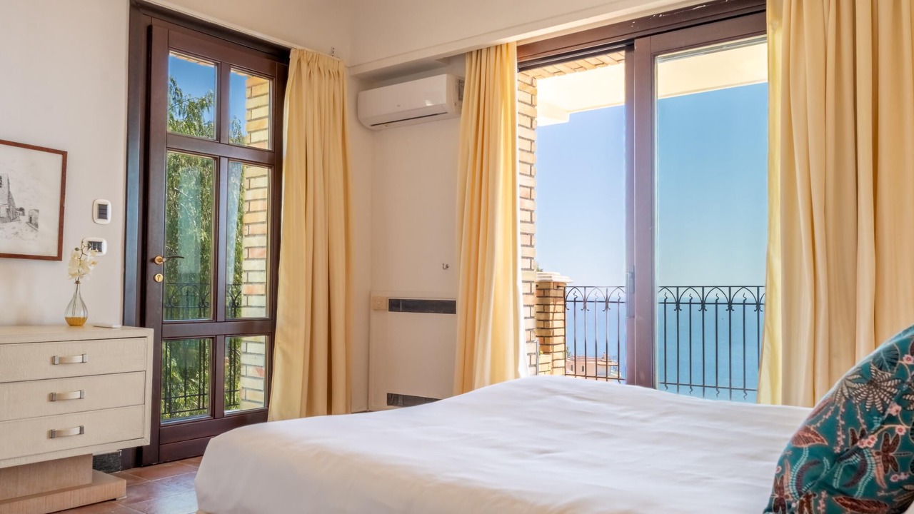 Photo of Bedroom in Letojanni