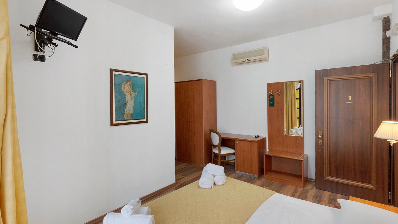 Photo of Bedroom in Torre Annunziata