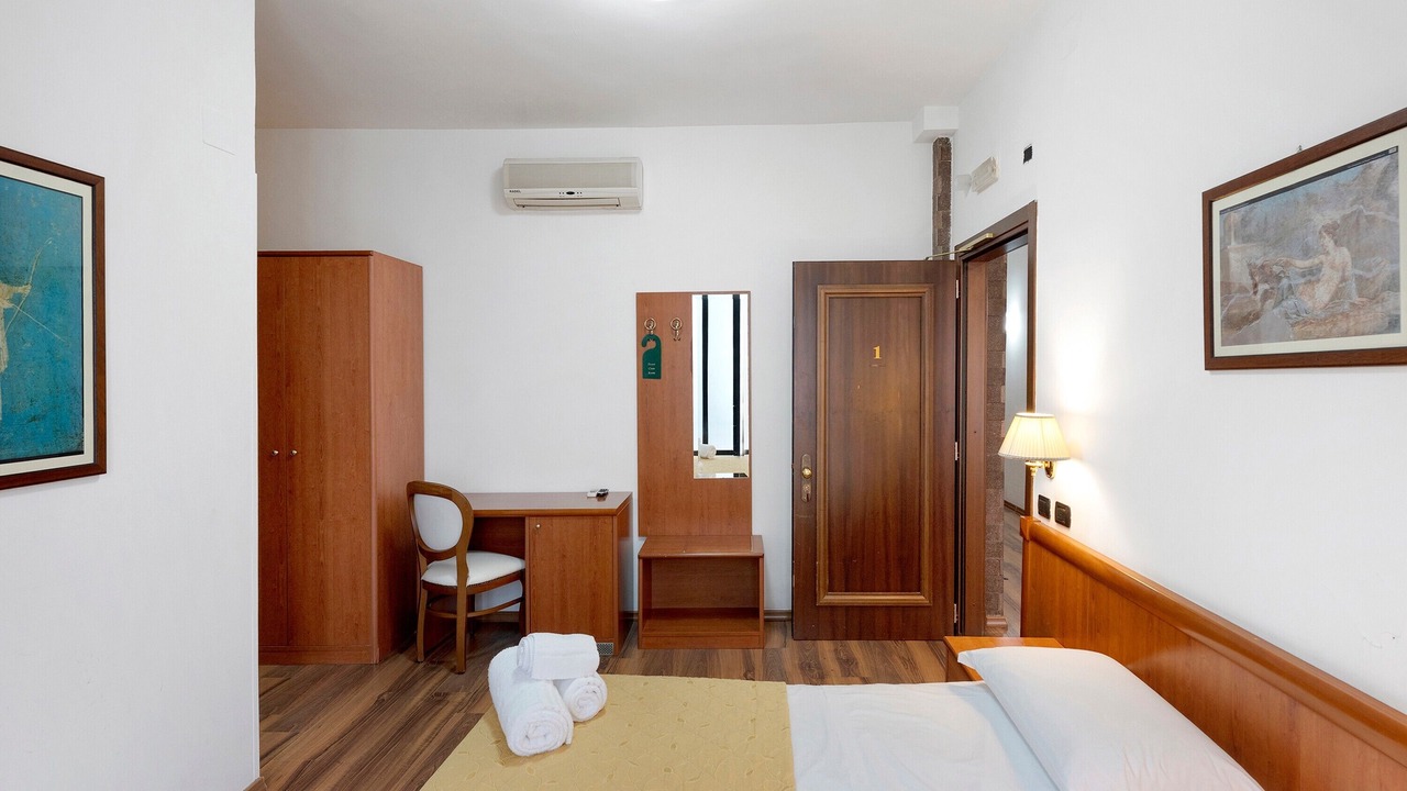 Photo of Bedroom in Torre Annunziata