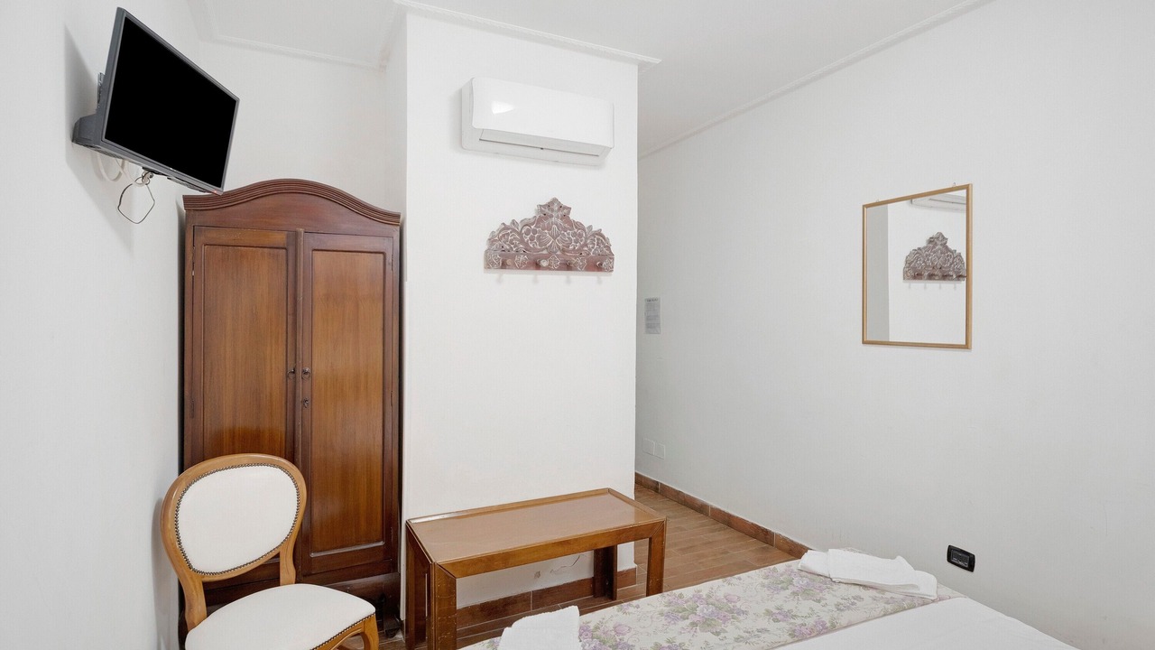 Photo of Bedroom in Torre Annunziata