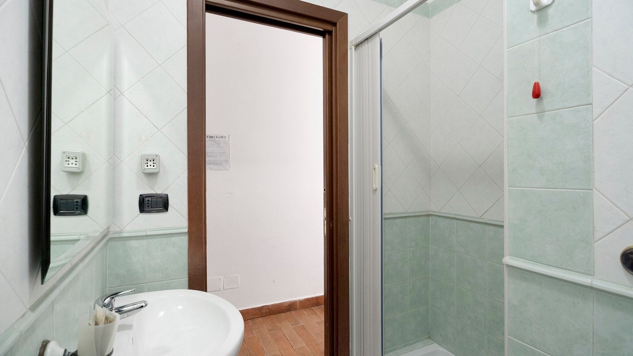 Photo of Bathroom in Torre Annunziata