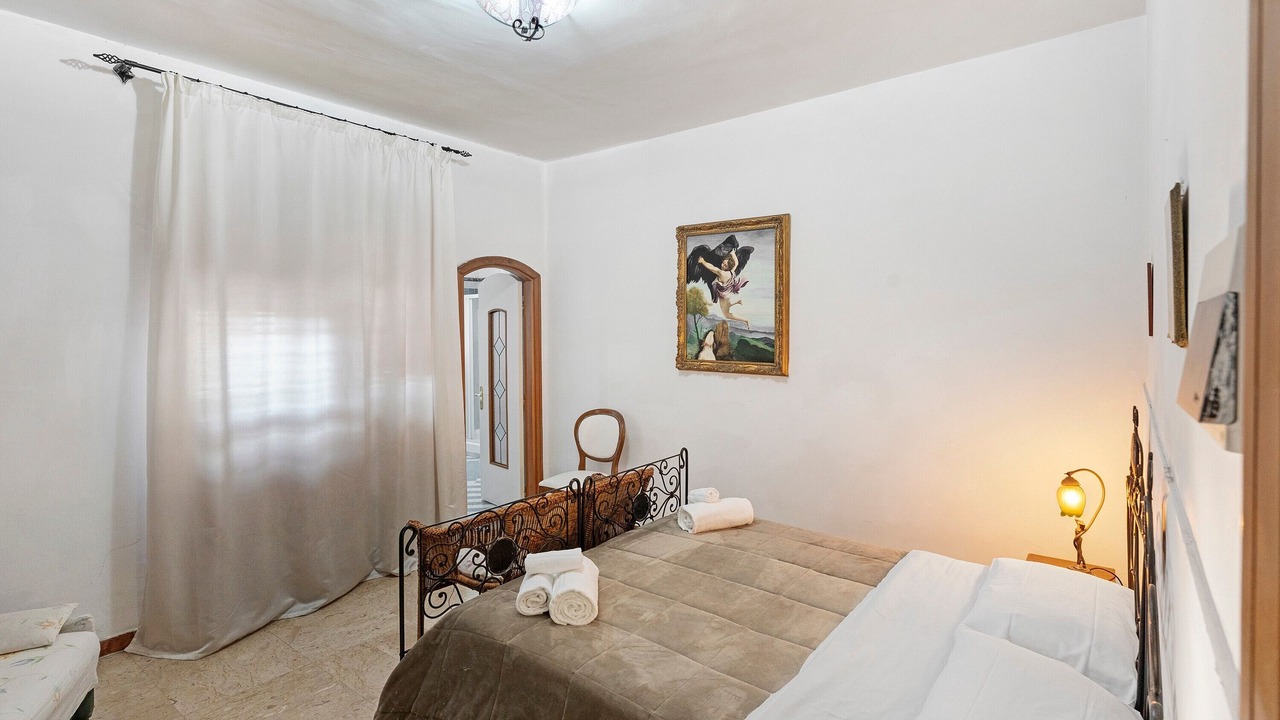 Photo of Bedroom in Torre Annunziata