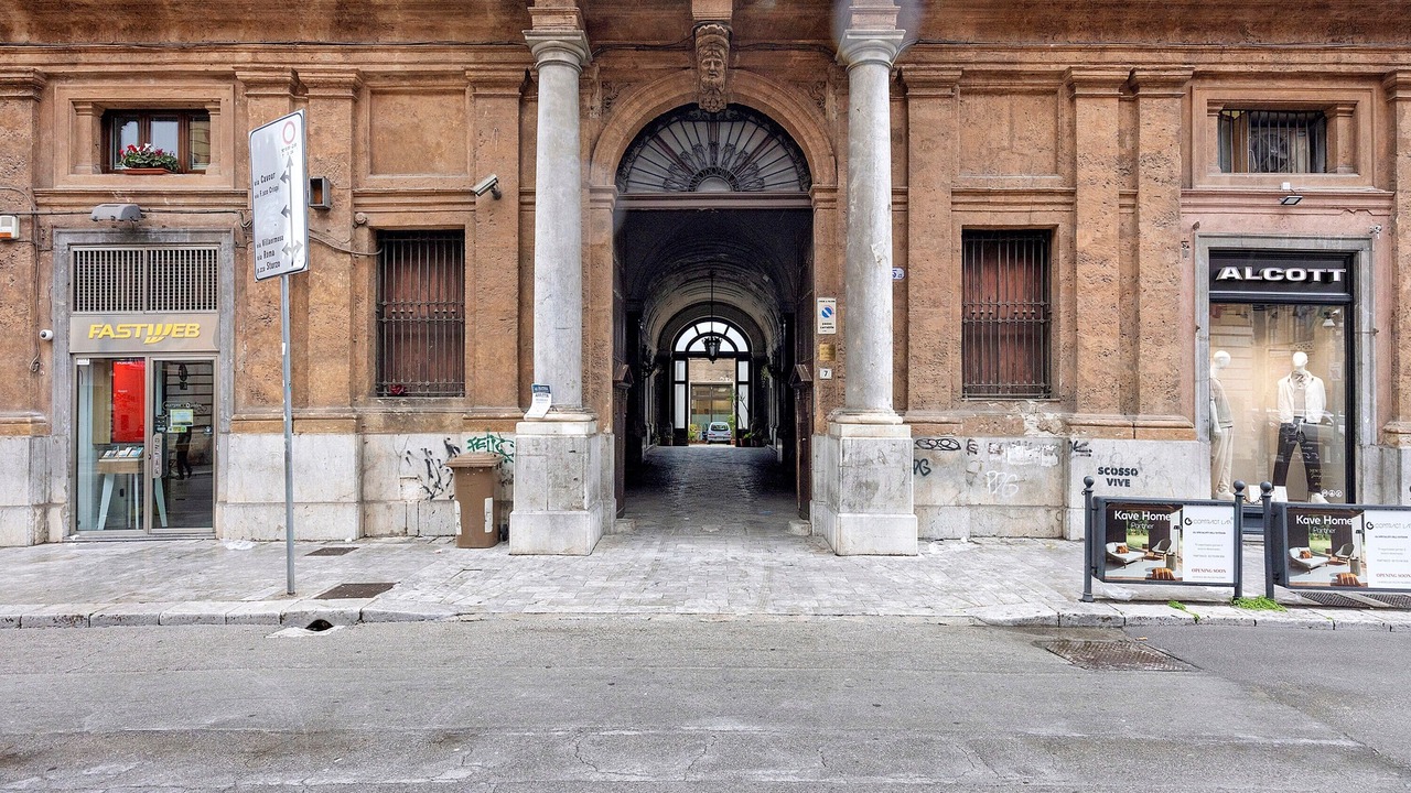 Photo of Others in Ruggero Settimo