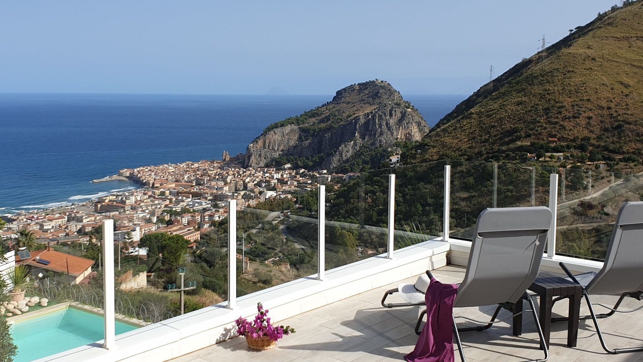 Photo of Others in Cefalu