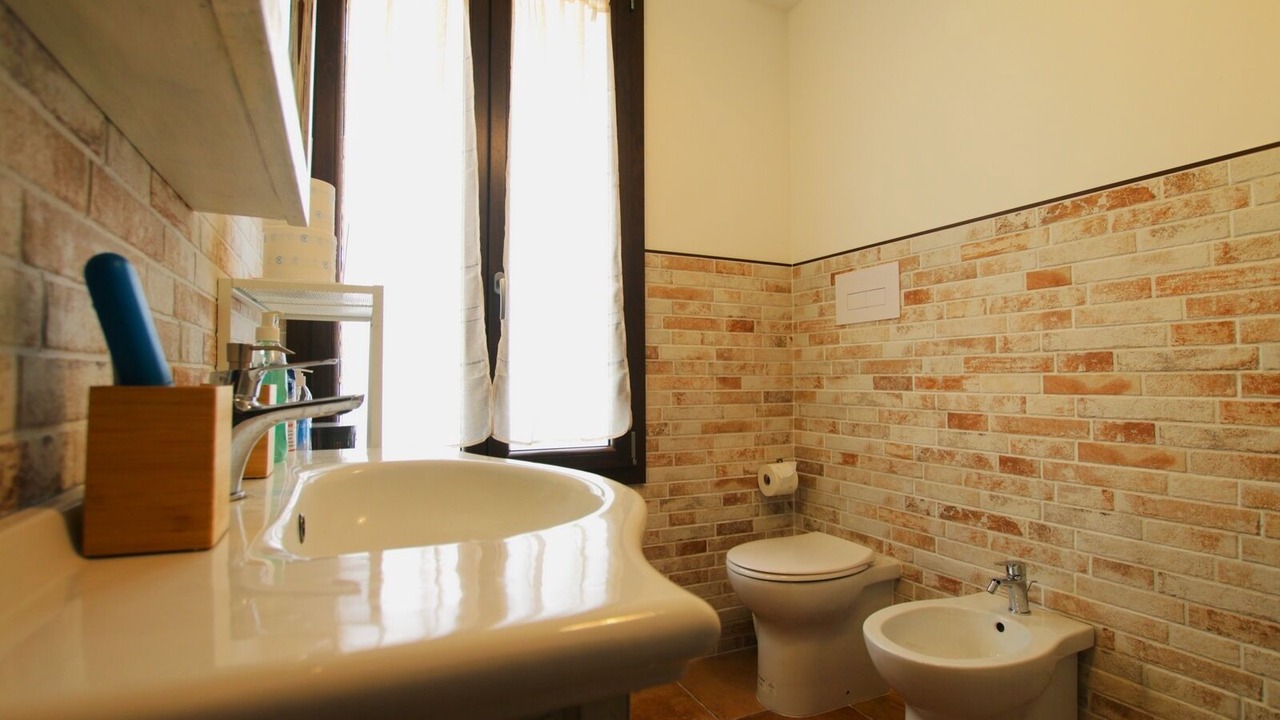 Photo of Bathroom in Campofelice di Roccella