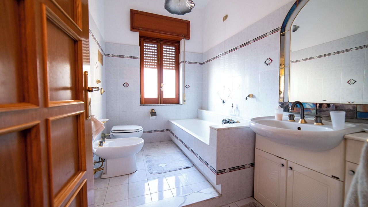 Photo of Bathroom in Roccavaldina