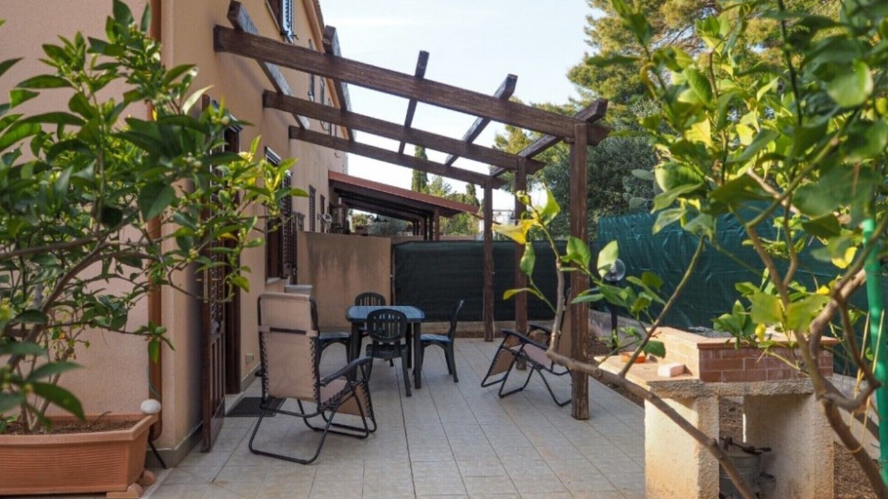 Photo of Outdoor in Macari