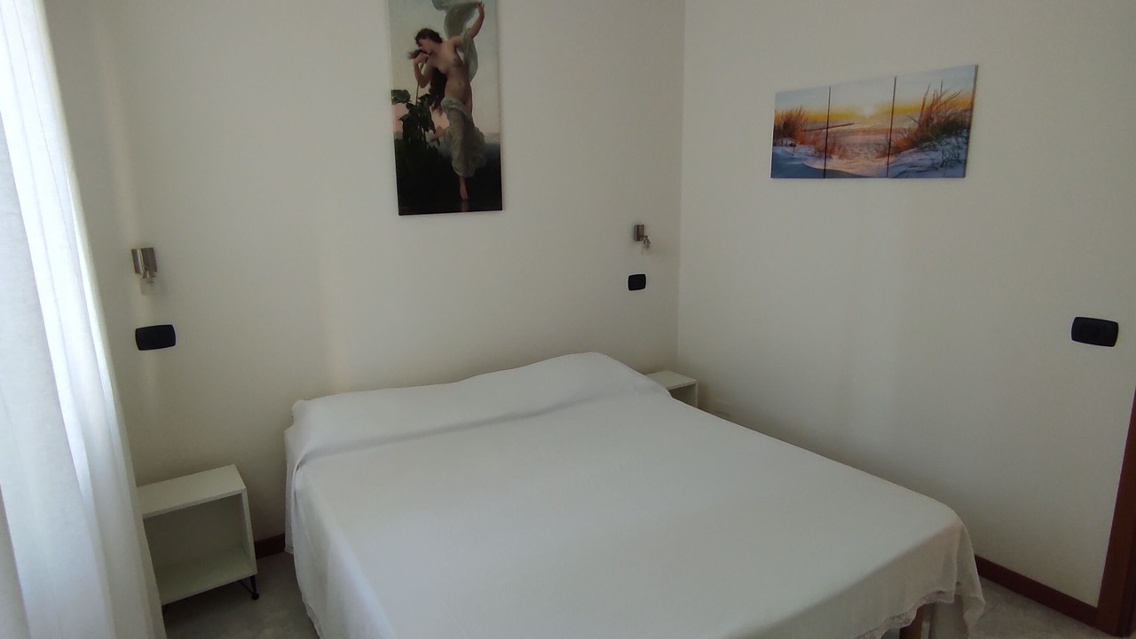 Photo of Bedroom in Costa Saracena-Castelluccio