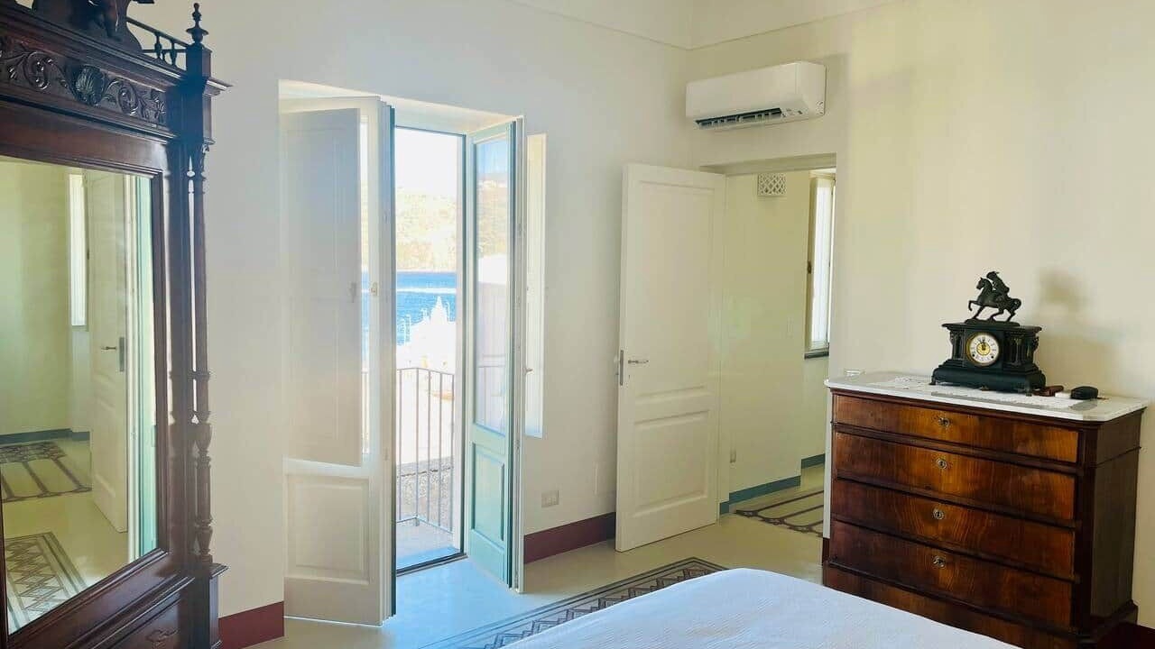 Photo of Bedroom in Lipari Historic Centre