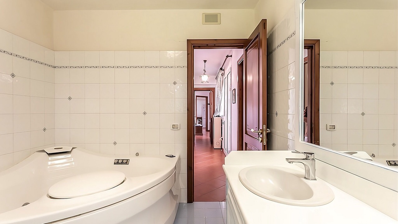 Photo of Bathroom in Modica